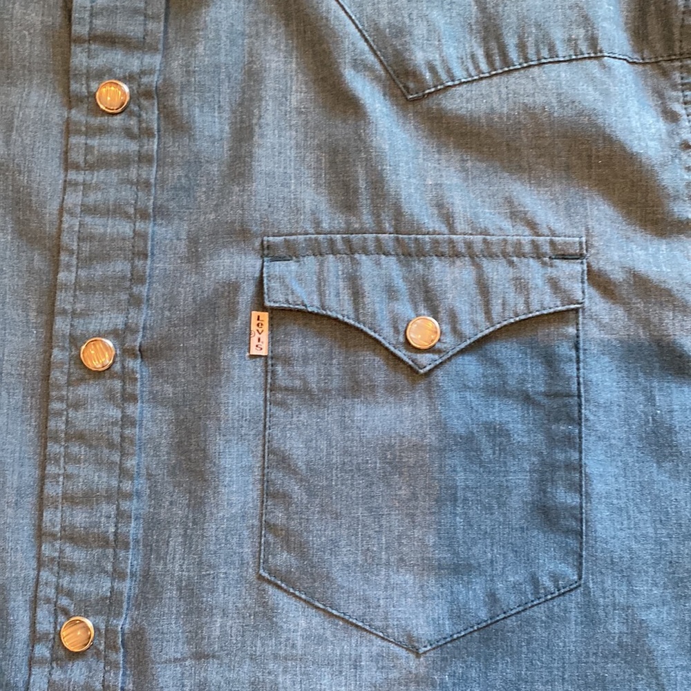 Levi’s Button Down - image 5